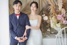 [화촉] ▶정홍식·남순옥씨 장남 우정 군, 김준태(매일신문 서울지사 광고부 부국장)·김애경씨 차녀 보성 양.