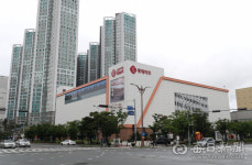 [포토뉴스] 롯데마트 대구 칠성점 자리...주상복합 추진에 반발하는 오페라삼정그린코아