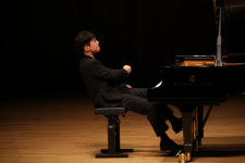 조성진 리사이틀 리뷰, 열정과 자신감 넘치는 무대…조성진다움 보여줬다