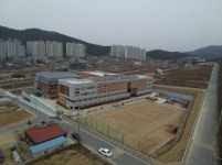 칠곡 신설 석적중학교 1일 개교…주민 숙원 풀려