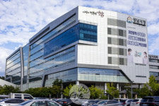 30대 미혼 女공무원 리스트 작성한 성남시청 직원…접대성 아부 문서