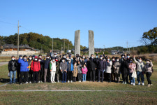 함께 걷는 경주 왕의 길 남산 둘레길서 신라 문화 생생히 체험