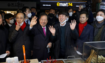 [르포] 이준석·홍준표 떴다… 주말 밤 동성로가 '들썩'