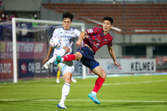 김천상무, 울산현대에 0대2 패배…홈 첫 패배