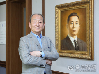 [이슈 인터뷰] 유영구 박정희대통령기념재단 이사장