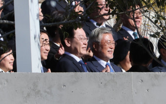 이재명, 문재인 전 대통령 면담…