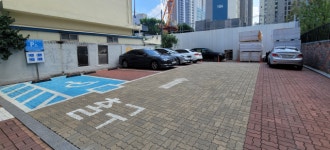 하루 300대 오가는 병원 주차장, 출구 사라진 이유는?