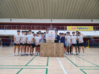 한수원 청송양수, 청송여중고 배드민턴선수단에 훈련용품 1천만원 상당 전달