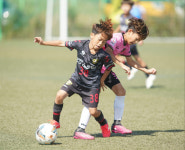 축구 꿈나무 잔치 유소년축구 상주컵대회 2만명 몰려