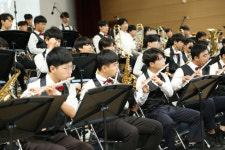 상주 함창중고 천마학생오케스트라 정기연주회…주민·학부모 등 감동