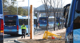 [포토뉴스] 이사오는 대구교도소 재소자들