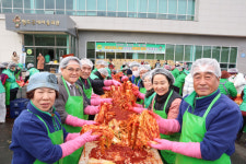 청도군 새마을부녀회 5천포기 김치 나누기 행사