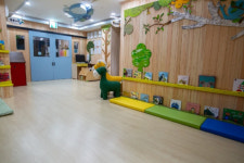 큐리어스 어린이집, 산림청 지원 편백나무 인테리어 완공