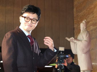 '한동훈 인기' 어디까지?…비대위원장 지명 이후 정당 후원금 5배 급증