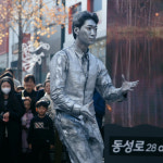 [임터뷰] 동성로 지키는 양철인간 대구 웃음 책임질래요