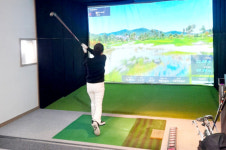 [황 프로의 골프미학] <19> 스크린골프의 장점 “스윙 감각에 도움”