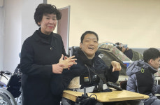 [임터뷰] “간병살인 더이상 없도록”…가족돌봄 담장 허무는 엄마들
