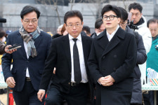 문경 화재 현장 찾은 한동훈 