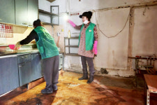 청송새마을회, 지역 화재 피해 가구에 봉사