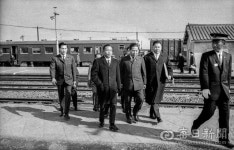 [김태형의 찰나의 순간 역사적 기록]  식량증산② 1964년 김천 경지정리
