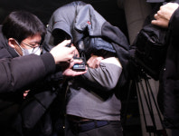 충남 아산 새마을금고 복면강도, 안성 쇼핑몰서 잡혀