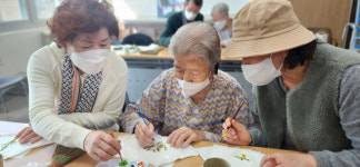 칠곡군립노인요양병원 ‘기억콘서트’ 힐링 타임 선사