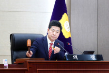 김성우 성주군의회 의장 계절근로자 확대 보람…발로 뛰는 의원 될 것