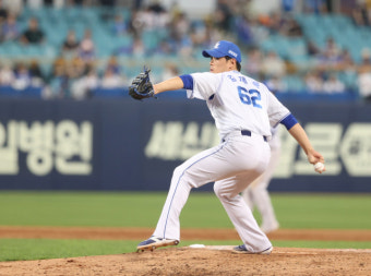 '선발 레예스 호투' 삼성 라이온즈, 접전 끝에 LG 격파