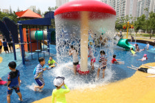 더위 식히고 가세요…대구 북구 공원 물놀이장 일제히 개장