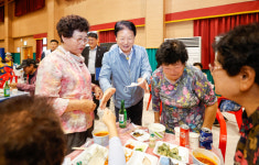 대한적십자 성주군협의회 사랑의 밥차 수륜 도착