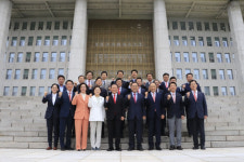 [포토뉴스] 개원식 맞아 모인 제22대 국회 대구경북 의원들