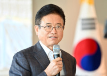 서울 중소기업 만난 이철우 경북지사 투자 맛집 경북도에 투자 해달라