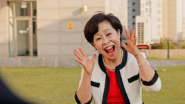 [TV] '알수록 신비한 웃음의 세계' 웃음강사 체험에 나서는 PD