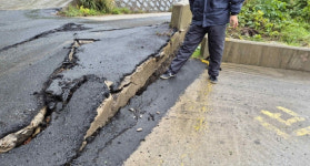 울릉도 사동 땅꺼짐…郡, 원인조사·긴급보수 나서