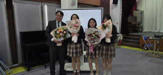 세 명의 졸업생이 만든 특별한 하루… 청송 현동중학교 졸업식 이야기