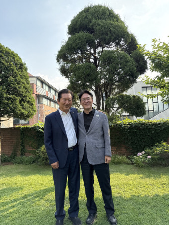 박찬대 이어 정청래도 김민석과 포옹 