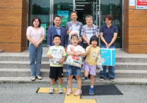 영주 이산초 병설유치원과 이산초 학생 경로당에 생필품 전달