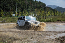 [대구경북혁신도시10년] TS, 자동차 튜닝 산업의 메카, 김천의 미래를 열다