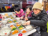 34년간 멈추지 않은 나눔…올해도 이어지는 천사무료급식소 온기