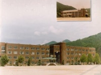 대학진학률 100% 육박 기염