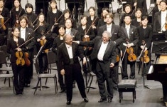 꿈을 좇던 두 소년… 50년만에 거장으로 감동 협연