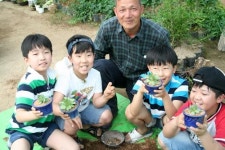 ‘미래의 아인슈타인’ 에 ‘교실밖 세상’ 보여주세요