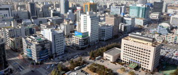 (27) 서구 둔산 2동, “주민자치센터 직원 증원 절실”