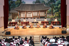 부여군 충남국악단, 국악의 전당서 공연