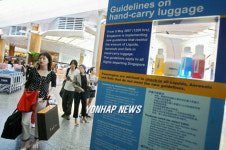 SINGAPORE AIRPORT SECURITY