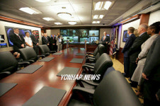USA BUSH SITUATION ROOM