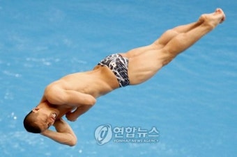 남자 다이빙 준결승 일본 데라우치