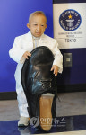 JAPAN WORLDS SMALLEST MAN