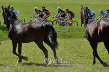 SWITZERLAND CYCLING TOUR DE ROMANDIE