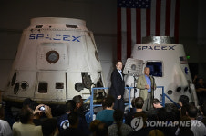 USA SPACE X DRAGON